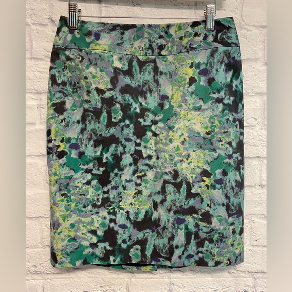 Halogen Abstract Print Pencil Skirt Sz 6 - Picture 1 of 7